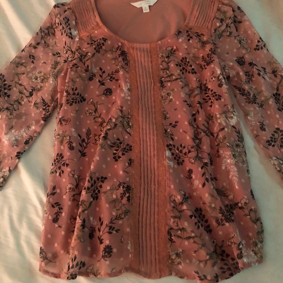 Blouse 👚 - Picture 3 of 4